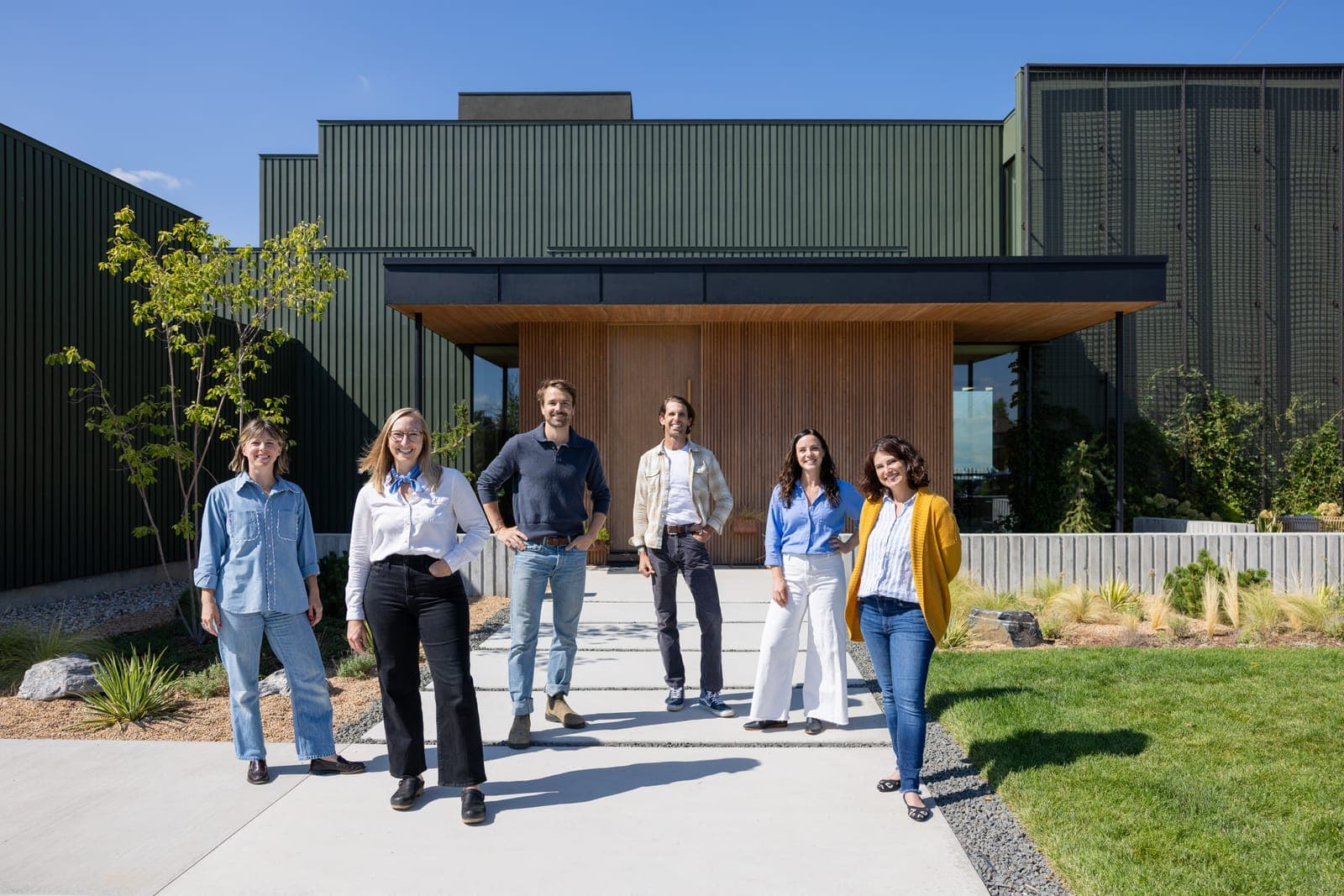 Boulder vs Denver for Luxury Homeowners: Lifestyle, Costs & Community Comparison