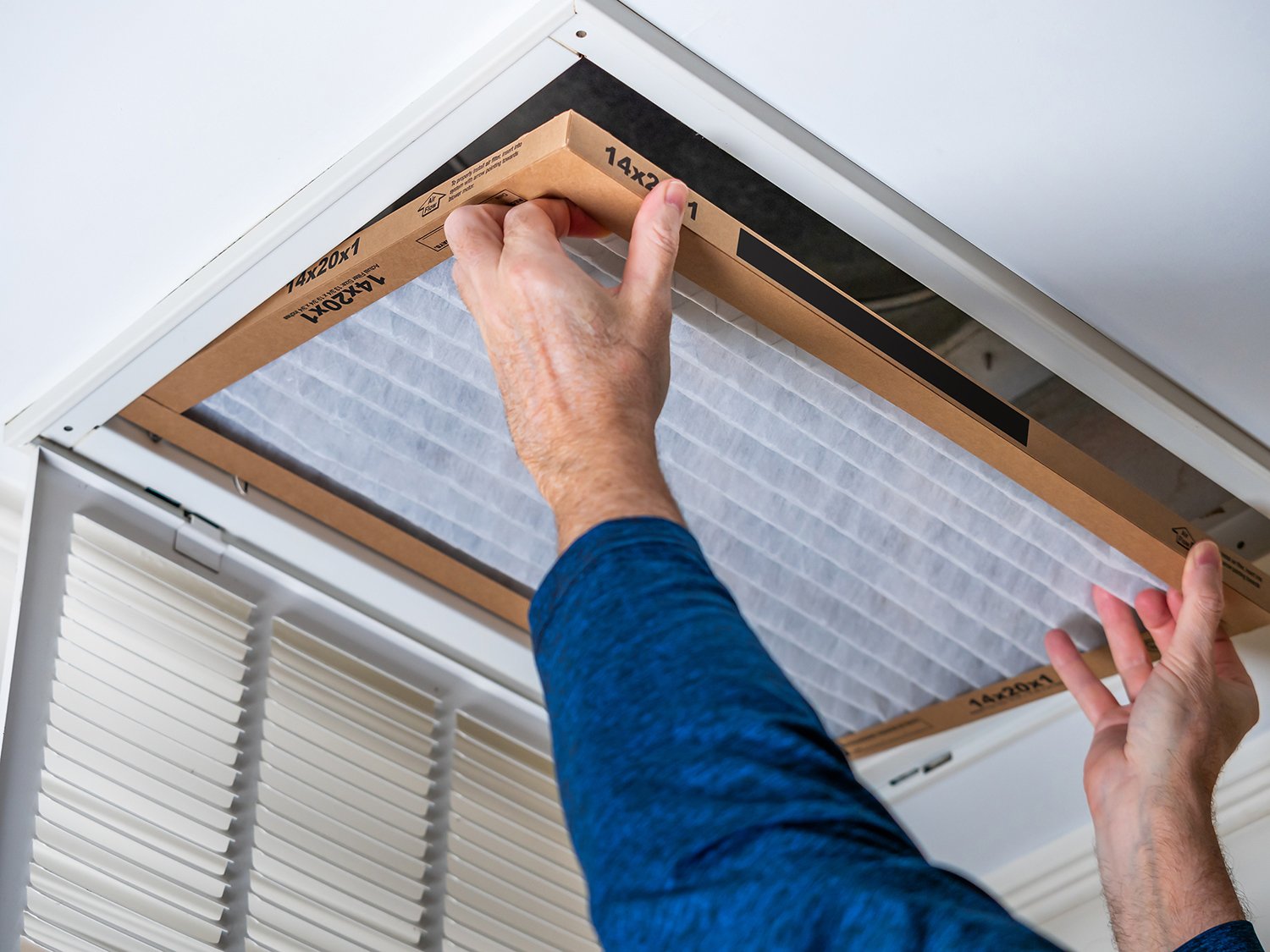  A contractor installs a dishwasher. If you're looking for the best contractors in Boulder, check out our comprehensive guide on how to separate the seasoned experts from the weekend warriors in Boulder's contractor landscape.  