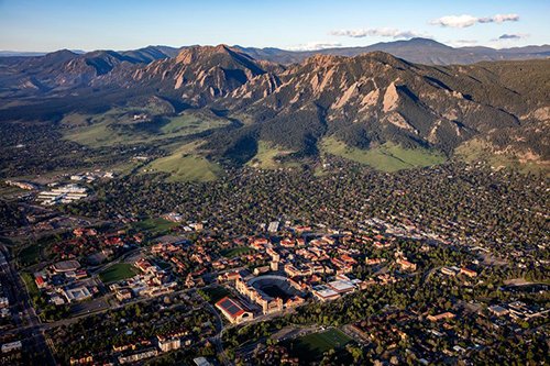  Are you looking for property management services in Boulder? Homeowners today have several options for maintaining and managing their homes.  